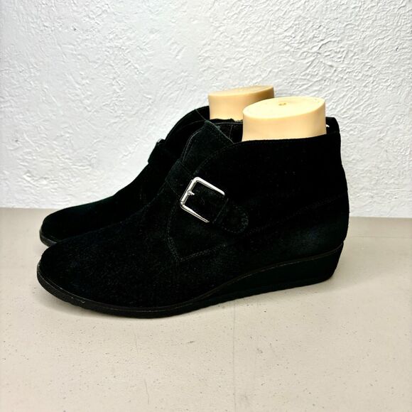 Franco Sarto Brooke Black Suede Zip Low Wedge Ankle Bootie Womens Size 8.5 M‎ - Picture 1 of 11